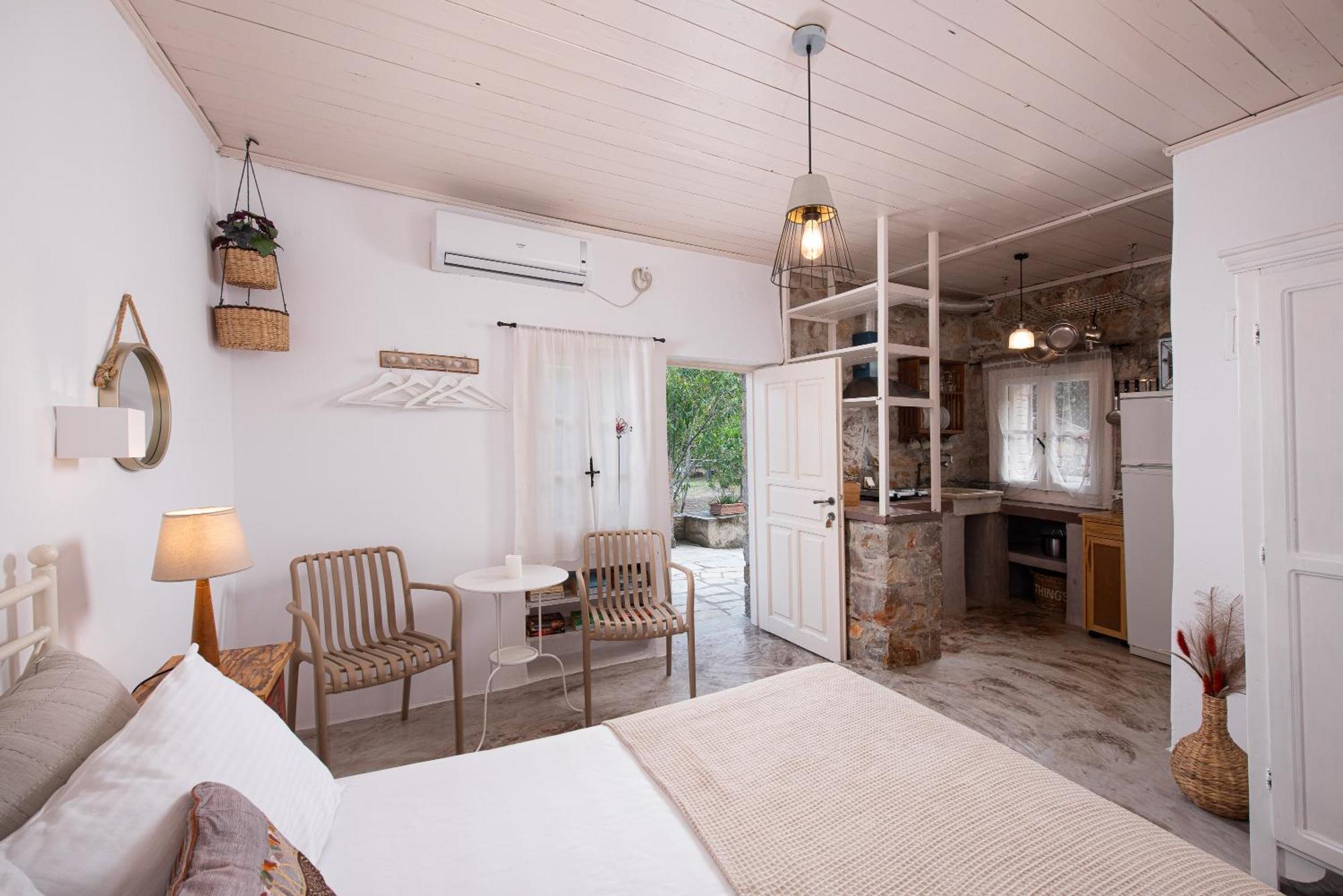 Lithea Villas And Studios By The Sea Agios Petros  Екстериор снимка